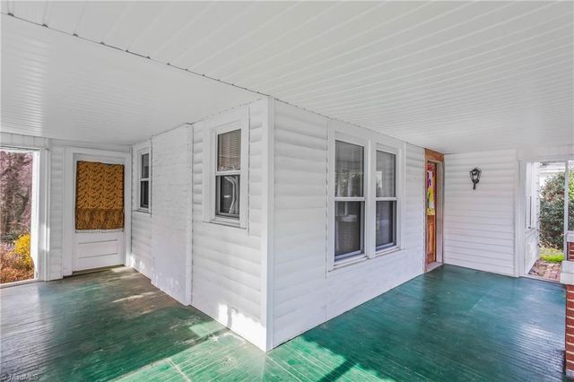 800 S Sunset Drive, Winston-salem, NC 27103