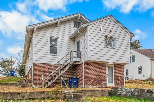 800 S Sunset Drive, Winston-salem, NC 27103