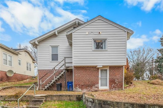 800 S Sunset Drive, Winston-salem, NC 27103