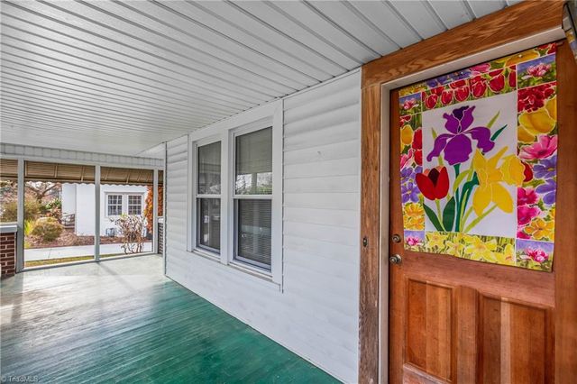 800 S Sunset Drive, Winston-salem, NC 27103