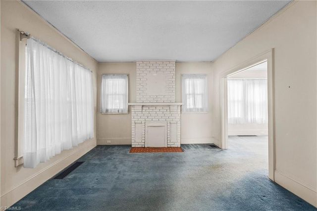 800 S Sunset Drive, Winston-salem, NC 27103