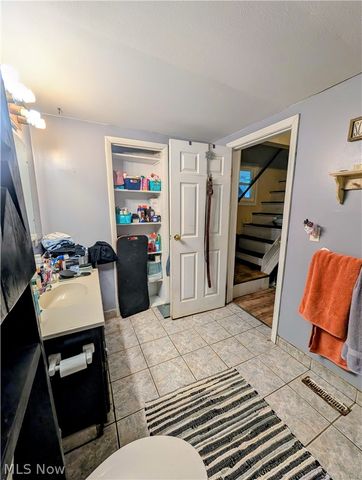 5401 Fleming Avenue, Lorain, OH 44055