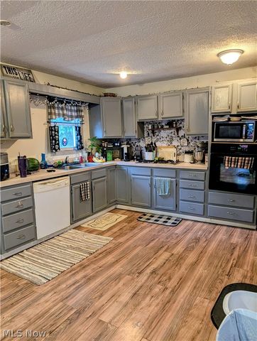 5401 Fleming Avenue, Lorain, OH 44055