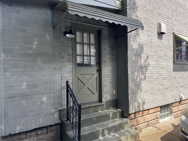 2946 POPLAR Street, Erie, PA 16508