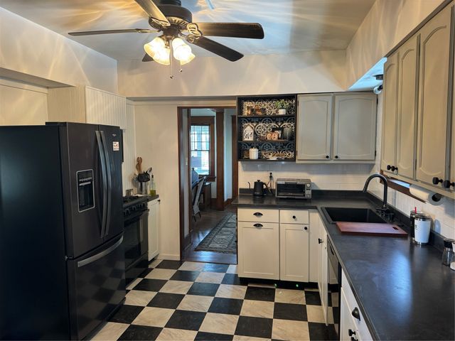 2946 POPLAR Street, Erie, PA 16508