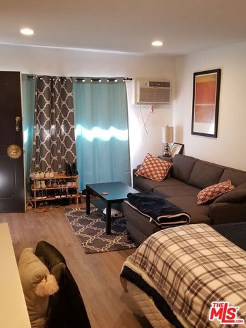 453 S Gramercy Place, Los Angeles, CA 90020