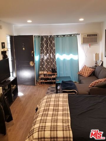 453 S Gramercy Place, Los Angeles, CA 90020