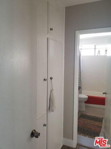 453 S Gramercy Place, Los Angeles, CA 90020