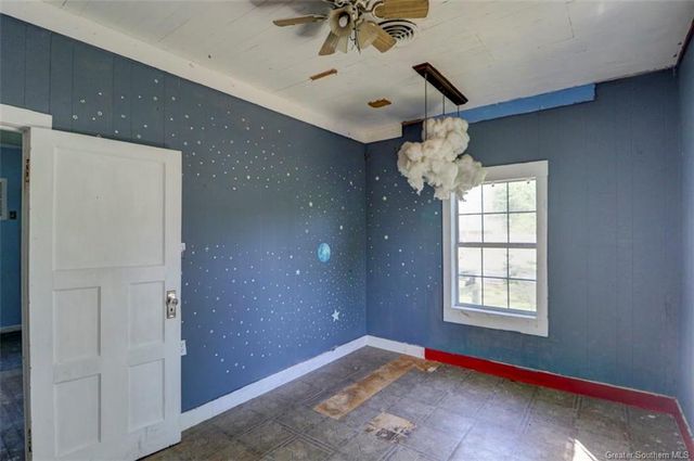 811 N Huntington Street, Sulphur, LA 70663