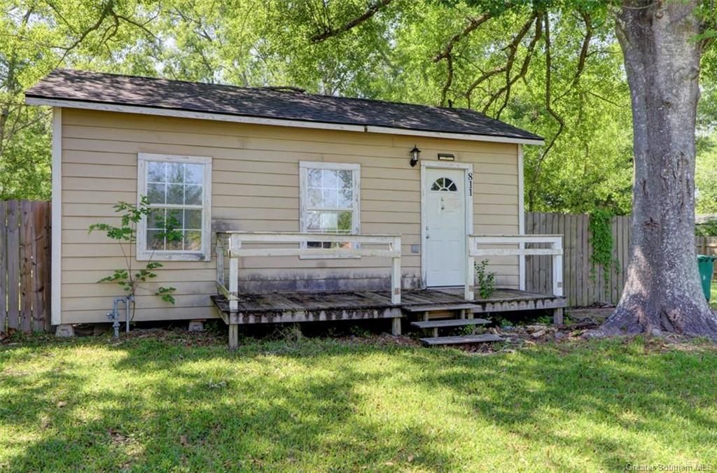 811 N Huntington Street, Sulphur, LA 70663