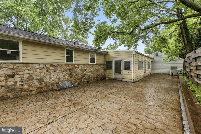 3126 RICES LN, Baltimore, MD 21244