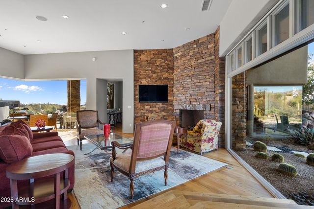 9887 E Palo Brea Drive, Scottsdale, AZ 85262