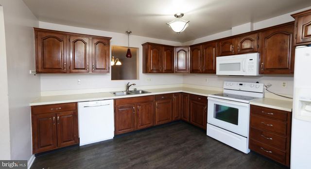 2017-C RALEIGH RD, Hummelstown, PA 17036