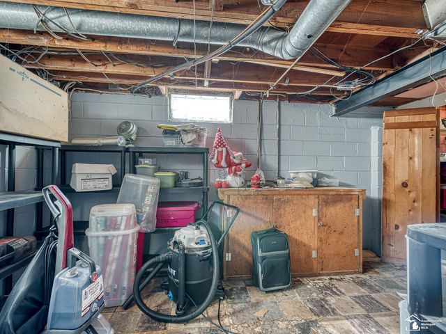 1263 Maple Boulevard, Monroe, MI 48162