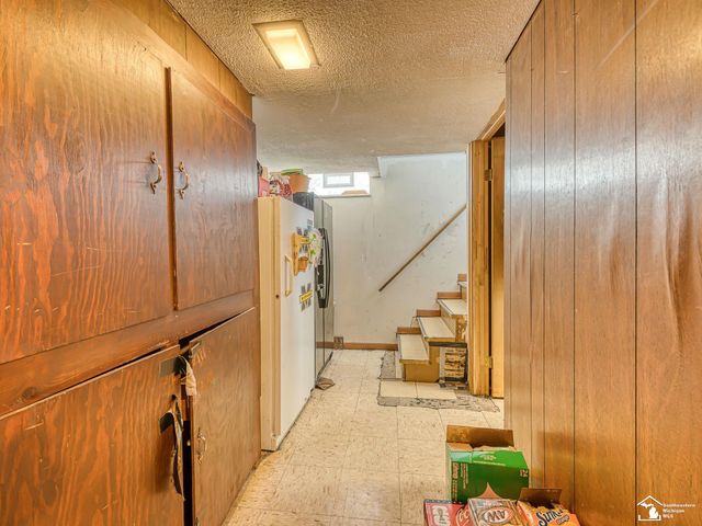 1263 Maple Boulevard, Monroe, MI 48162
