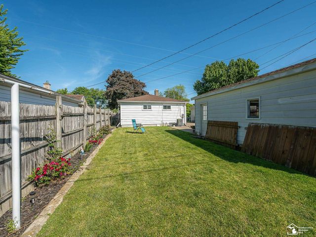 1263 Maple Boulevard, Monroe, MI 48162