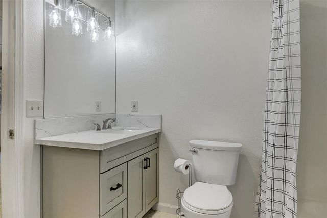 11013 Wolf Dr, Grass Valley, CA 95949