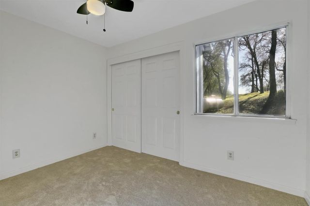 11013 Wolf Dr, Grass Valley, CA 95949