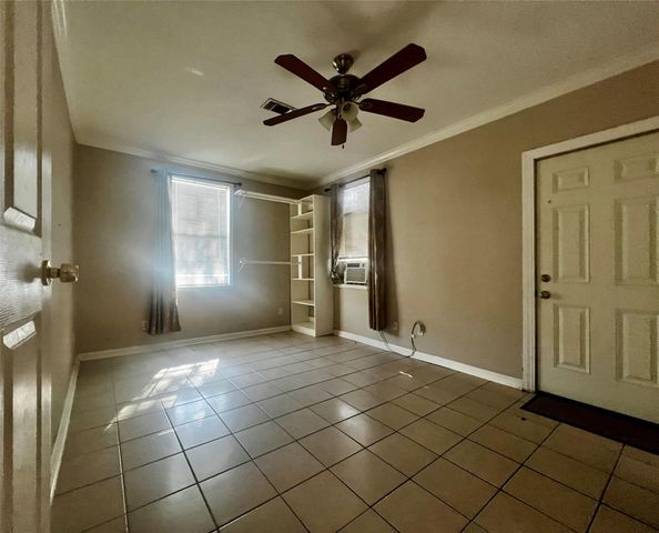 6606 Thornwall Street, Houston, TX 77092