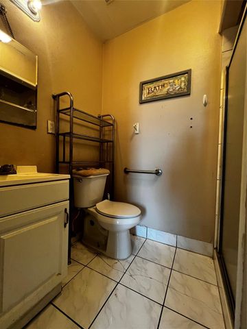 6606 Thornwall Street, Houston, TX 77092