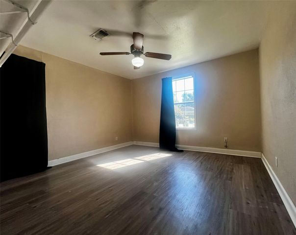 6606 Thornwall Street, Houston, TX 77092