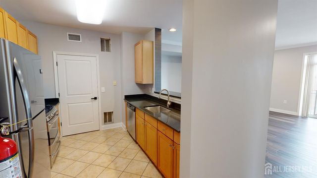 6301 Fernandez Court, Sayreville, NJ 08859