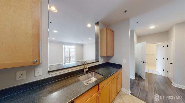 6301 Fernandez Court, Sayreville, NJ 08859