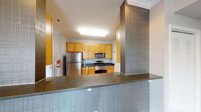 6301 Fernandez Court, Sayreville, NJ 08859