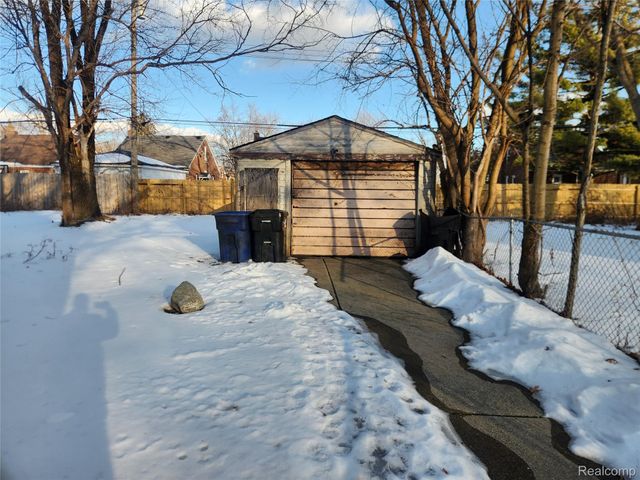 19160 Strasburg Street, Detroit, MI 48205