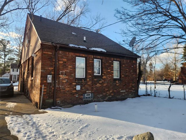 19160 Strasburg Street, Detroit, MI 48205