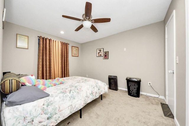 218 E Dumble Street, Alvin, TX 77511