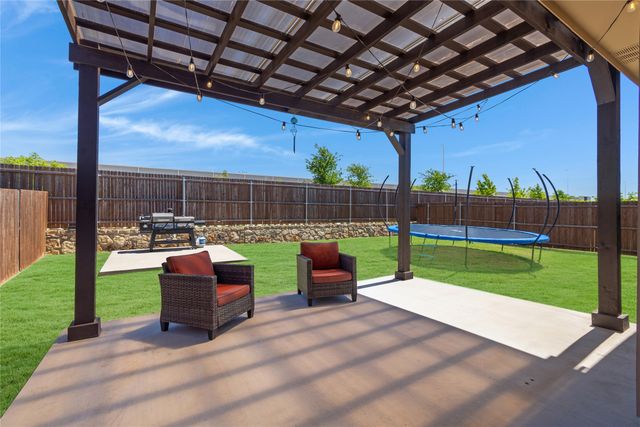 15816 Caballero Drive, Fort Worth, TX 76247