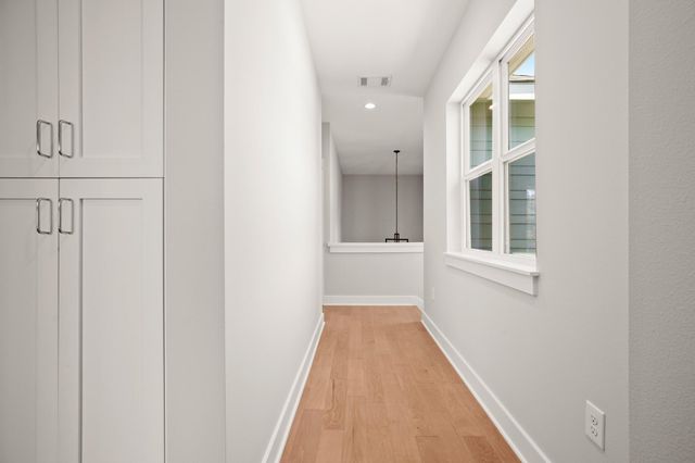 1809 Chestnut 1, Austin, TX 78702