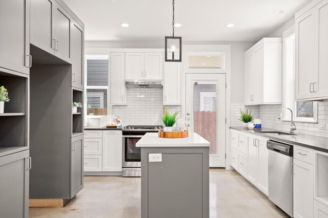 1809 Chestnut 1, Austin, TX 78702