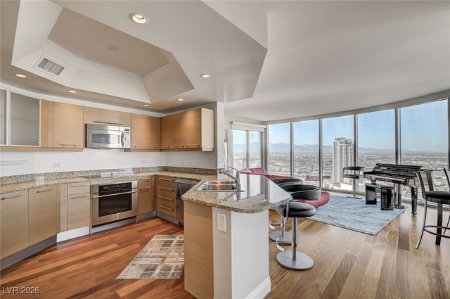 222 Karen Avenue 3508, Las Vegas, NV 89109