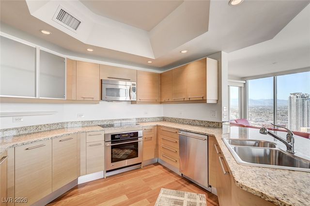 222 Karen Avenue 3508, Las Vegas, NV 89109