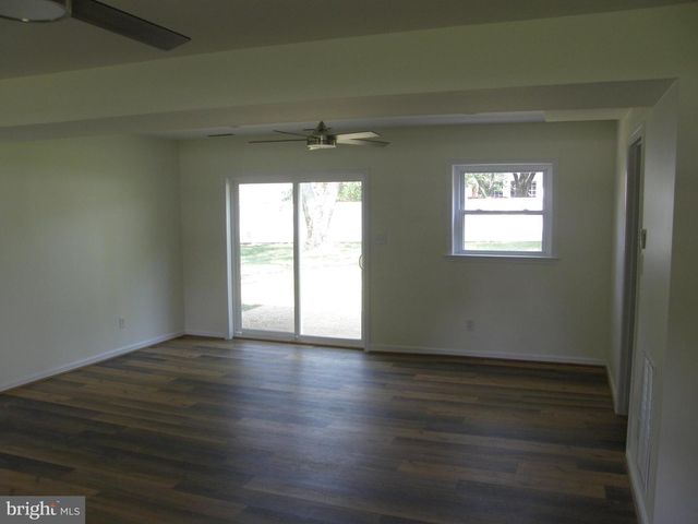 21456 LYNN DR, Lexington Park, MD 20653