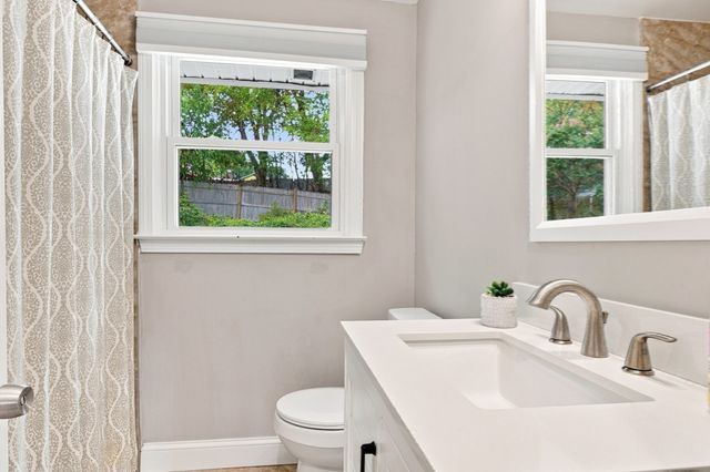 7 Philip Road, Framingham, MA 01701