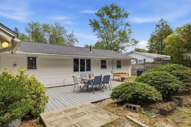 7 Philip Road, Framingham, MA 01701