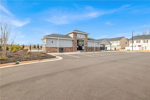 1108 Evelynnview Lane, Kernersville, NC 27284