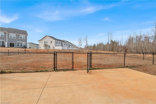 1108 Evelynnview Lane, Kernersville, NC 27284