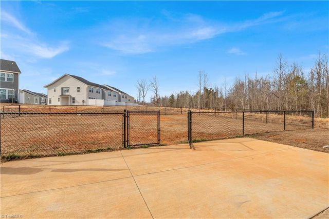 1108 Evelynnview Lane, Kernersville, NC 27284
