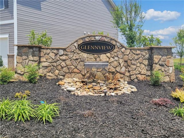 1108 Evelynnview Lane, Kernersville, NC 27284
