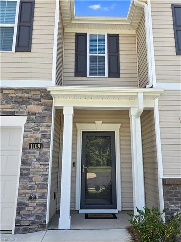 1108 Evelynnview Lane, Kernersville, NC 27284