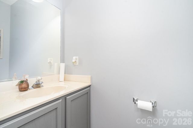 407 Goodloe Drive, Charlotte, NC 28262