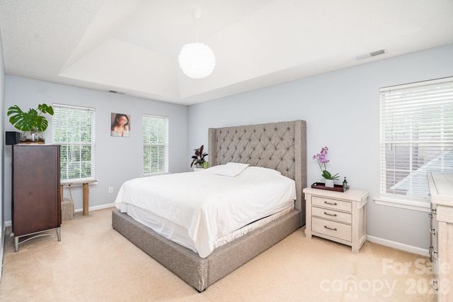 407 Goodloe Drive, Charlotte, NC 28262