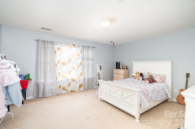 407 Goodloe Drive, Charlotte, NC 28262