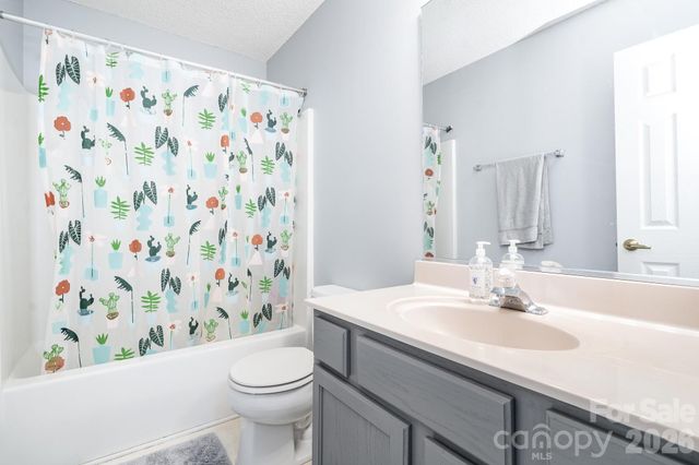 407 Goodloe Drive, Charlotte, NC 28262