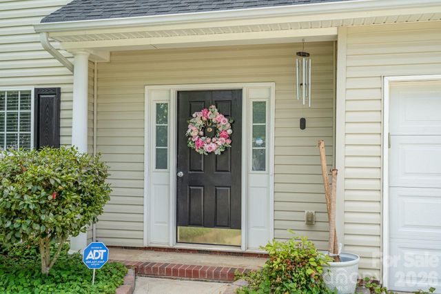 407 Goodloe Drive, Charlotte, NC 28262