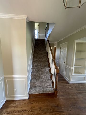 912 Long Creek Rd, Lafayette, TN 37083